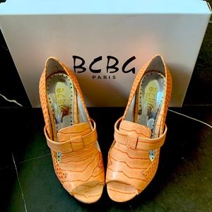 CORAL OPEN TOE HEELS